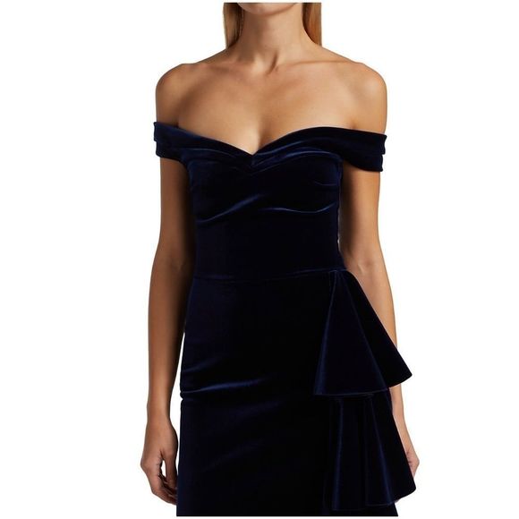 Chiara Boni La Petite Robe Willa Off-The-Shoulder Velvet Gown - Picture 6 of 11